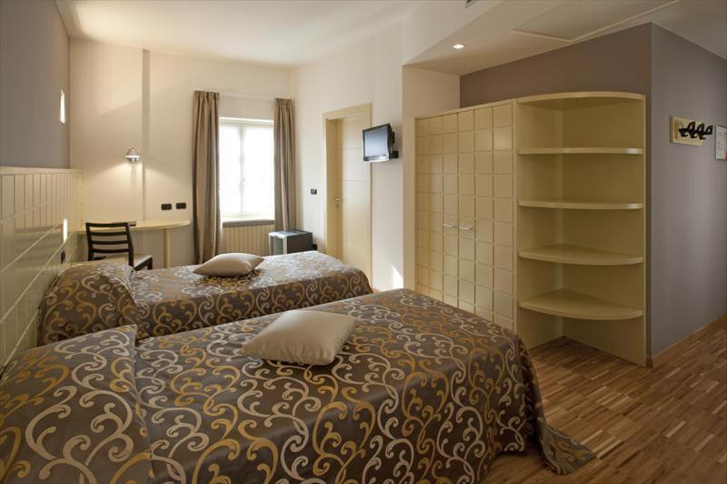 Albergo Badellino Bra Cameră foto